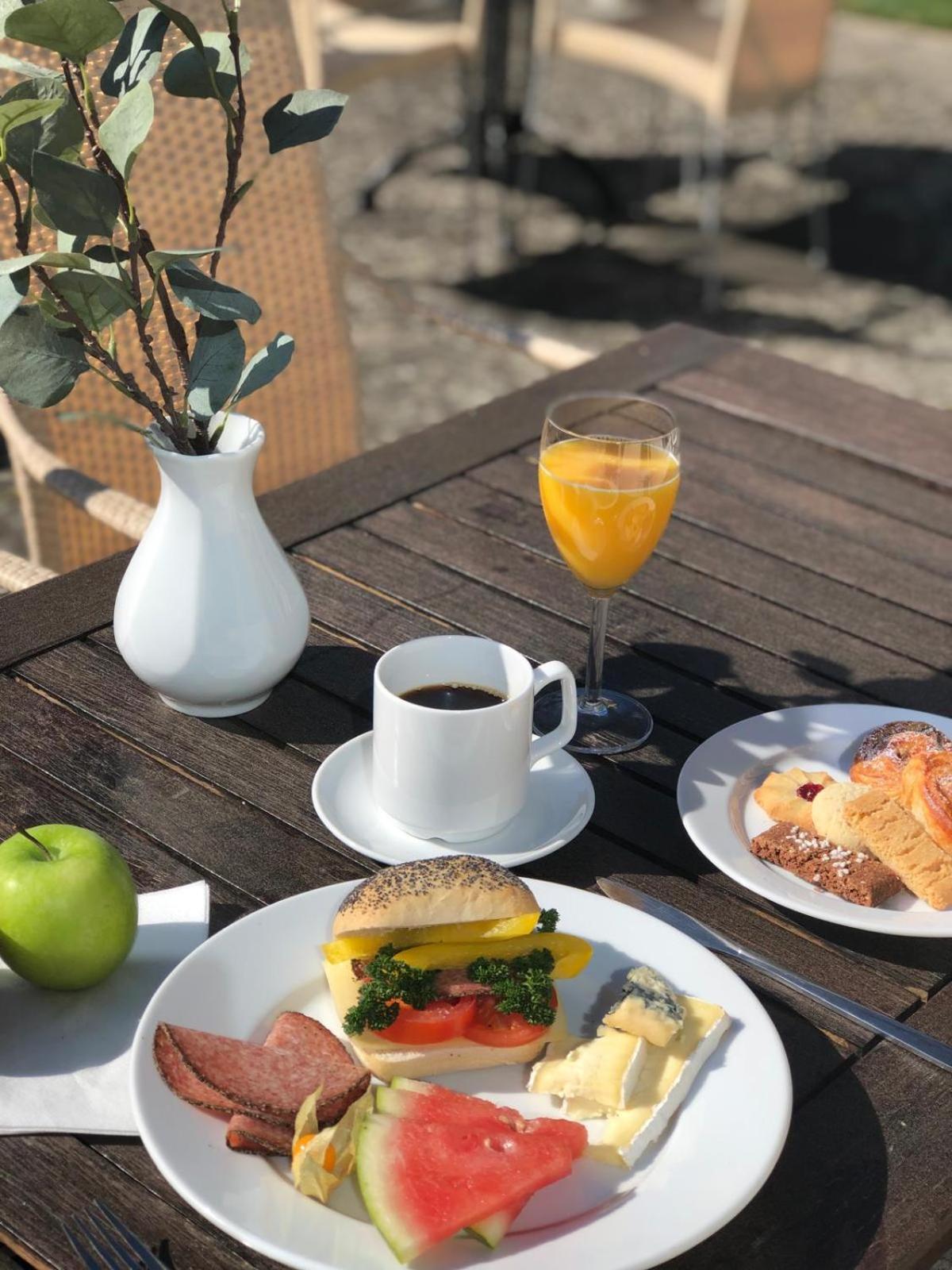 Arena Hotell Vänersborg Eksteriør billede