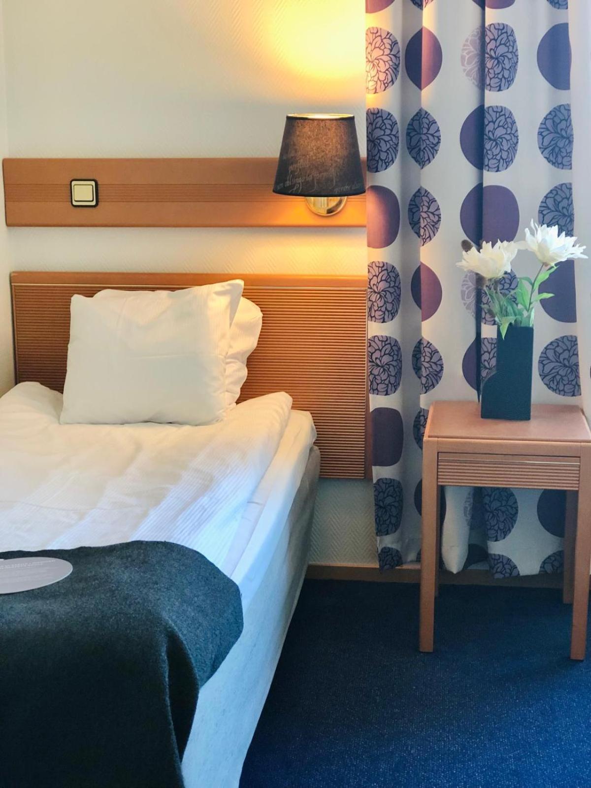 Arena Hotell Vänersborg Eksteriør billede